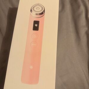 medicube PDRN Wild Glow Set – Pink Skincare Device & Serums